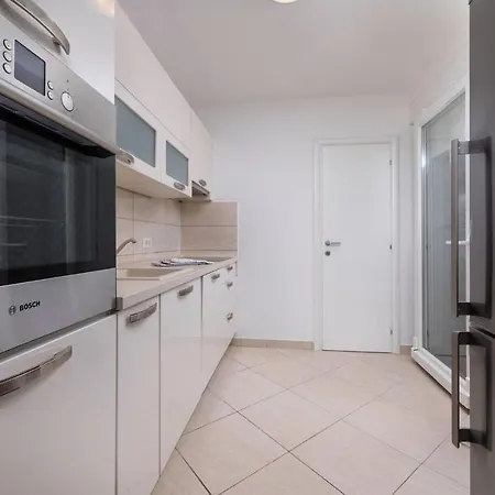 Apartman Seafront Maris By El-pi Tours *