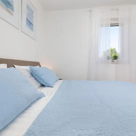 Apartman Seafront Maris By El-pi Tours *