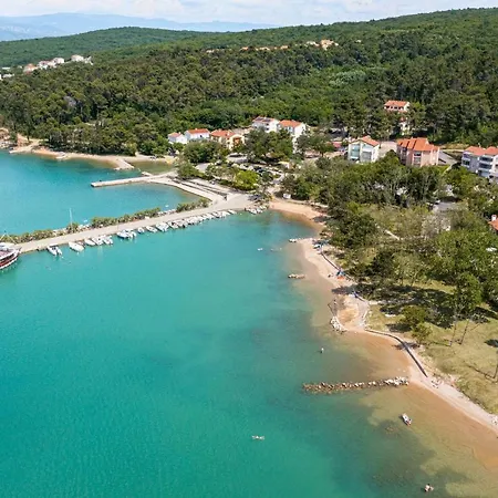 Lägenhet Seafront Maris By El-pi Tours Dobrinj