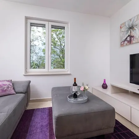 Apartment Seafront Maris By El-pi Tours Dobrinj