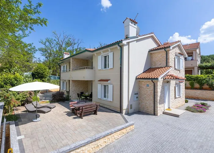 公寓 Seafront Maris By El-pi Tours Dobrinj