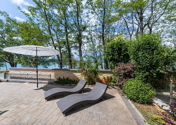 Seafront Maris By El-pi Tours 公寓 Dobrinj