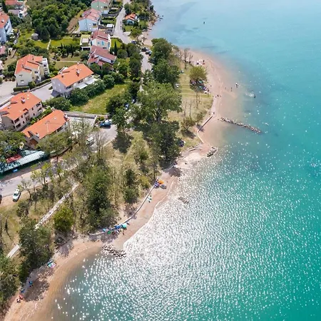 Seafront Maris By El-pi Tours * Dobrinj