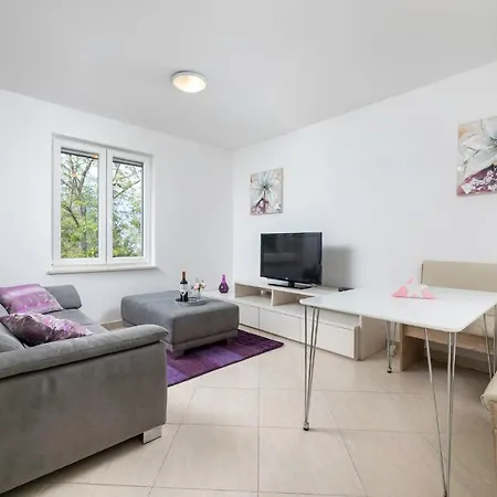 Seafront Maris By El-pi Tours Appartement Dobrinj